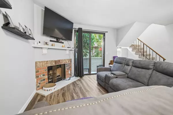 Van Nuys, CA 91406,6540 Hayvenhurst AVE ##3