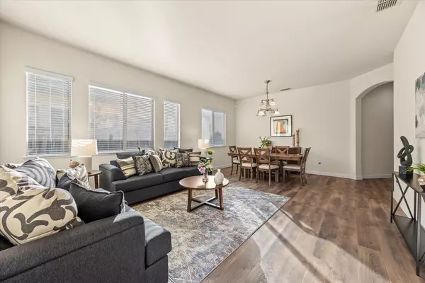 Elk Grove, CA 95757,10330 Frank Greg WAY