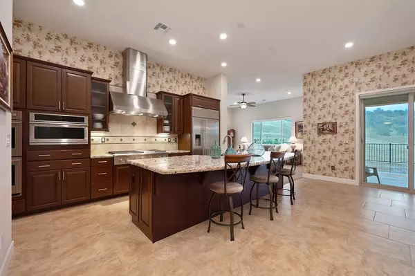 El Dorado Hills, CA 95762,5281 Brentford WAY