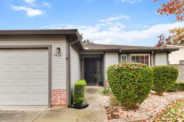 Sacramento, CA 95828,7414 Sun Point LN