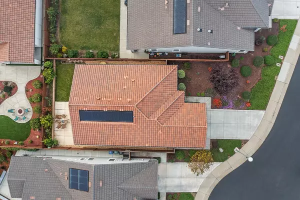 Sacramento, CA 95829,9276 Red Thistle CT