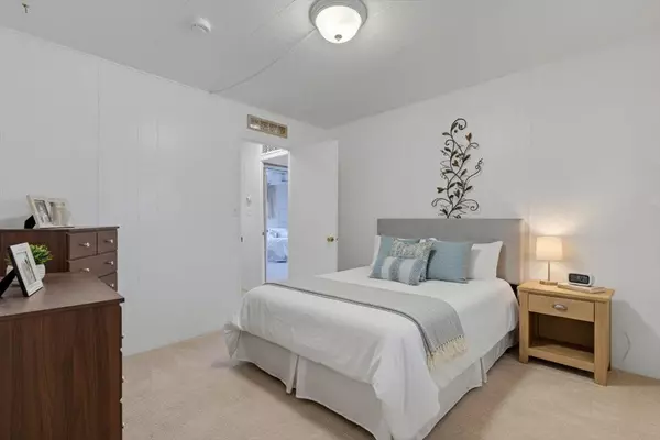 Yuba City, CA 95991,1155 Pease RD #15