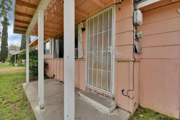 Olivehurst, CA 95961,829 Grand AVE