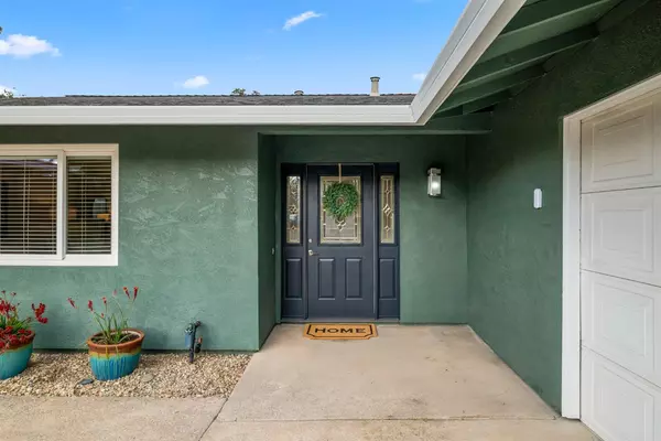 Orangevale, CA 95662,8317 Applewood CT