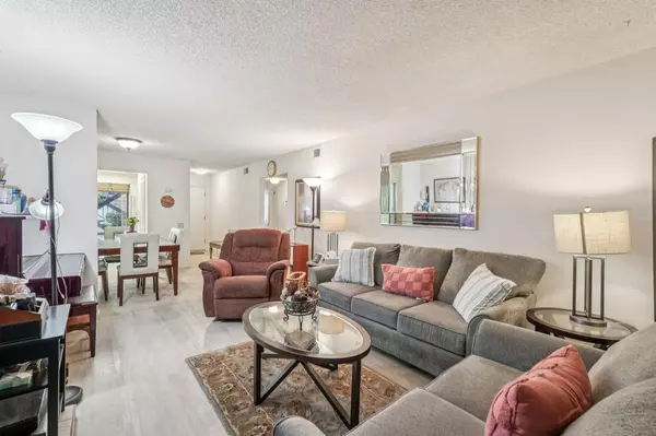 Sacramento, CA 95825,802 Woodside LN #1