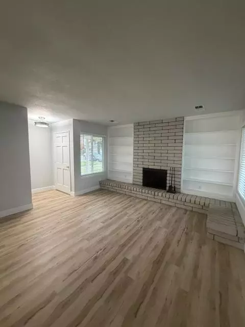 Gustine, CA 95322,725 Sycamore AVE