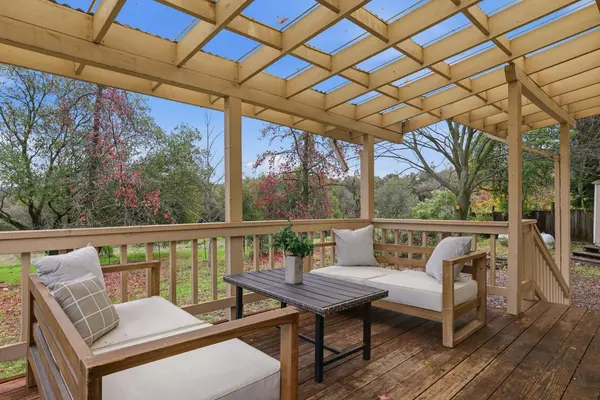 Cameron Park, CA 95682,3261 Sandhurst CT