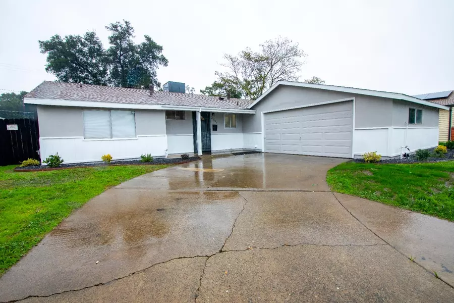 2337 Benita DR, Rancho Cordova, CA 95670