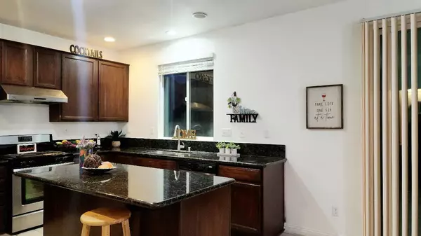 Sacramento, CA 95828,7636 Roosterfish WAY