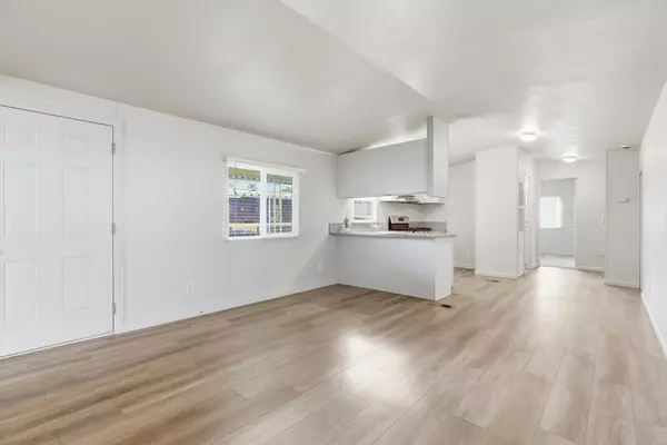 Modesto, CA 95355,2307 Oakdale Rd #15