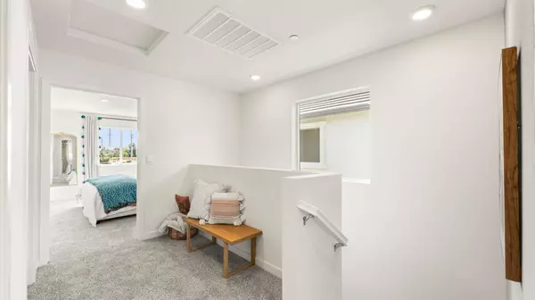 Sacramento, CA 95834,142 Skyline Ridge LOOP