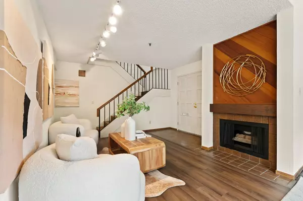 Mountain View, CA 94040,49 Showers DR #F438