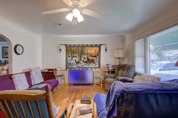 Modesto, CA 95351,115 Fresno AVE