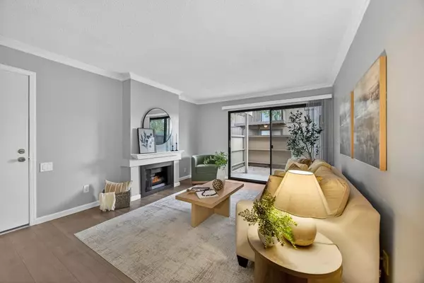 Sacramento, CA 95825,949 Fulton Ave #525