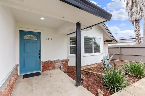 Sacramento, CA 95815,2449 Empress ST