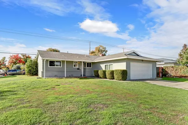 7350 21st ST, Sacramento, CA 95822