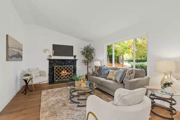 Sacramento, CA 95842,7045 Flanders WAY