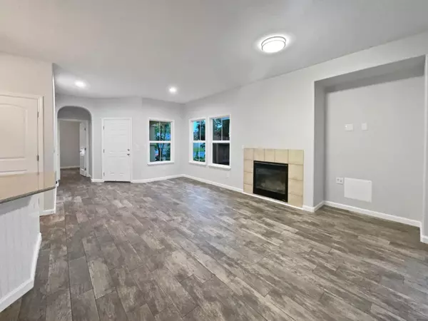 Sacramento, CA 95822,7525 Muirfield WAY