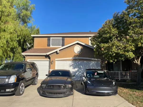 Turlock, CA 95382,4666 Treasure CT