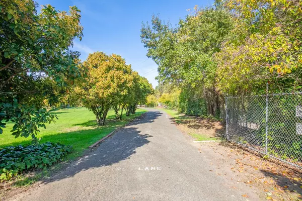 Sacramento, CA 95825,2281 Sierra BLVD