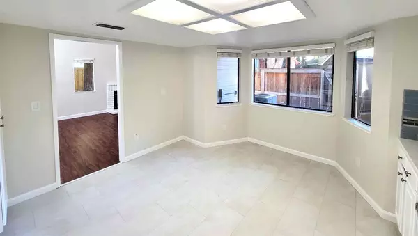 Sacramento, CA 95825,2130 University Park DR