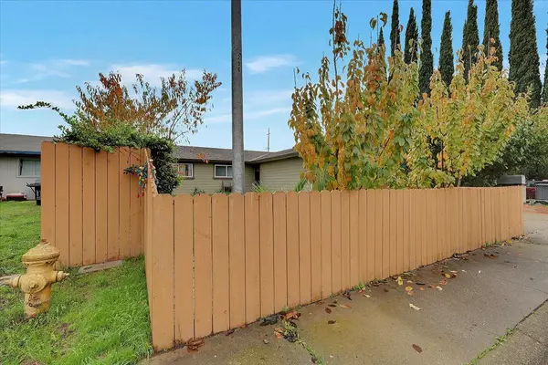 Olivehurst, CA 95961,5270 Aspen WAY