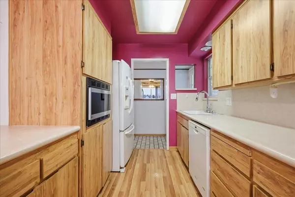 Roseville, CA 95678,707 Jo Anne LN