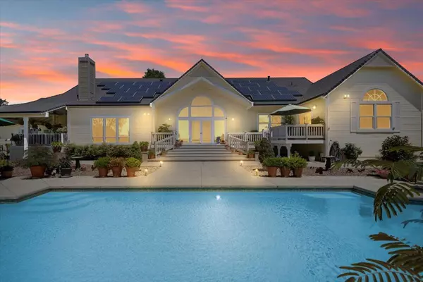 Cool, CA 95614,4558 Country View CT