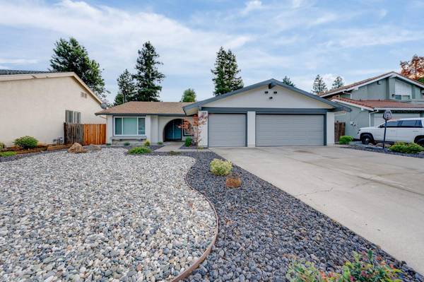 8508 Deodar, Elk Grove, CA 95624