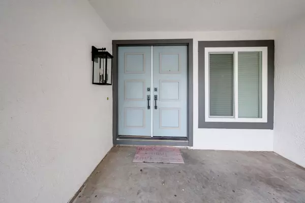 Elk Grove, CA 95624,8508 Deodar