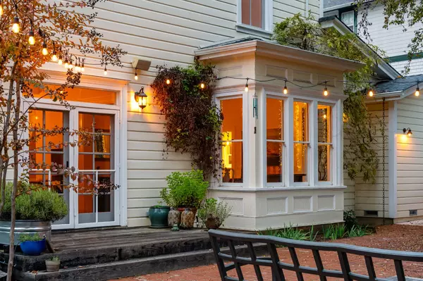 Placerville, CA 95667,990 Thompson WAY