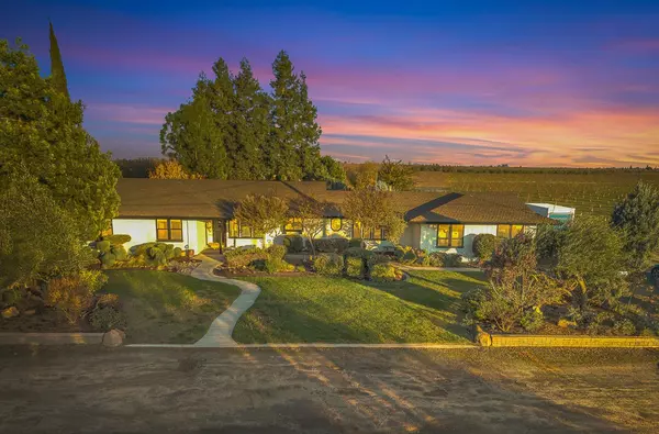 5812 N Walnut RD, Turlock, CA 95382