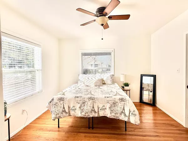 Roseville, CA 95678,421 Elefa ST