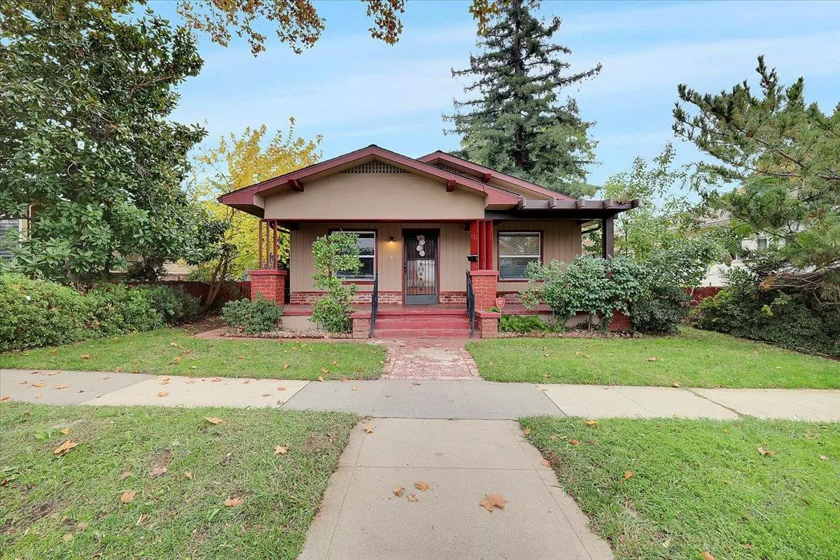 Roseville, CA 95678,421 Elefa ST