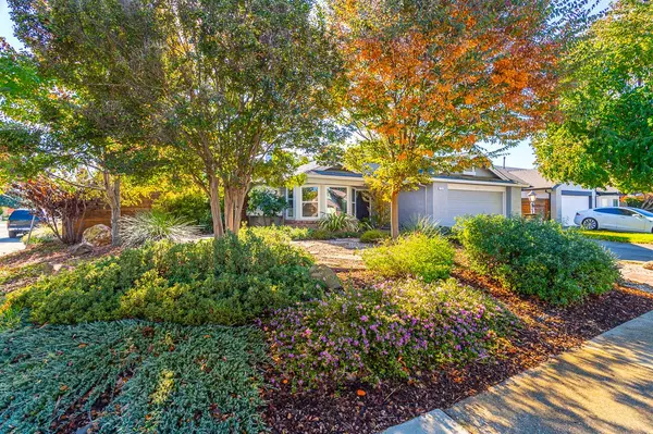 Sacramento, CA 95833,1830 Pebblewood DR