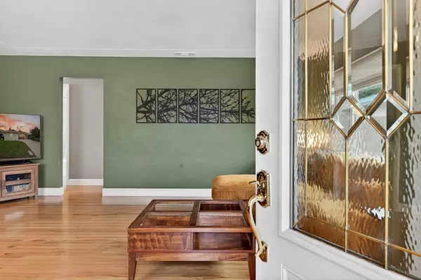 Lodi, CA 95242,1507 W Locust ST