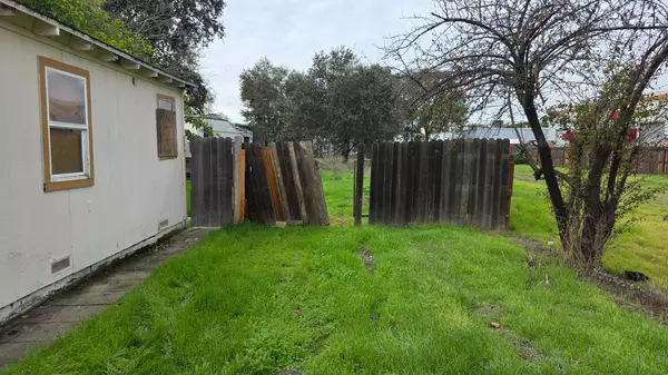 Stockton, CA 95209,8811 Davis RD