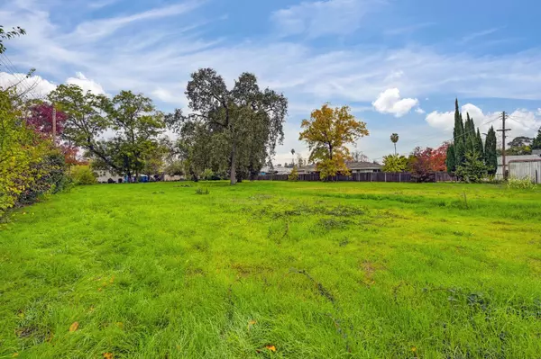 4250 65th ST, Sacramento, CA 95820