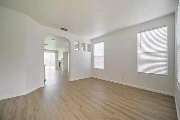 Rio Linda, CA 95673,7433 6th ST