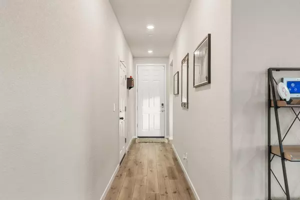 Linda, CA 95901,5702 Seedling WAY