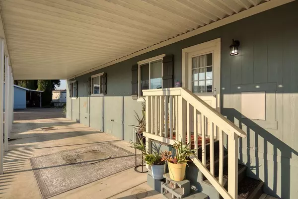 Sacramento, CA 95827,3111 Redcoat LN