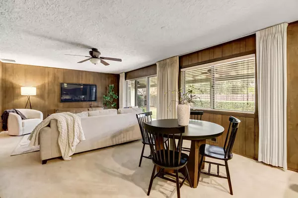 Carmichael, CA 95608,2964 Marco WAY