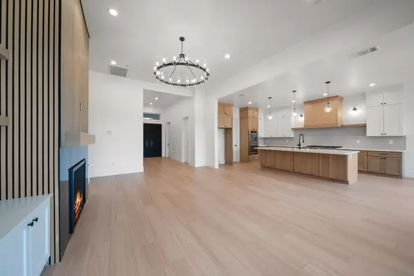 Auburn, CA 95603,420 Miles CT