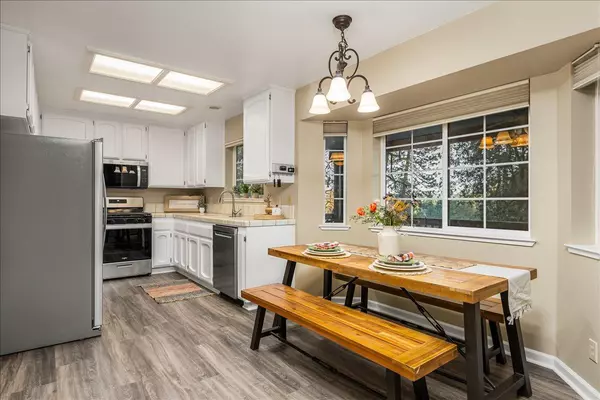 Grass Valley, CA 95949,17117 Lawrence WAY