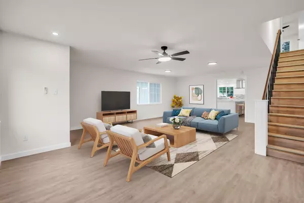 Sacramento, CA 95838,732 Santa Ana AVE