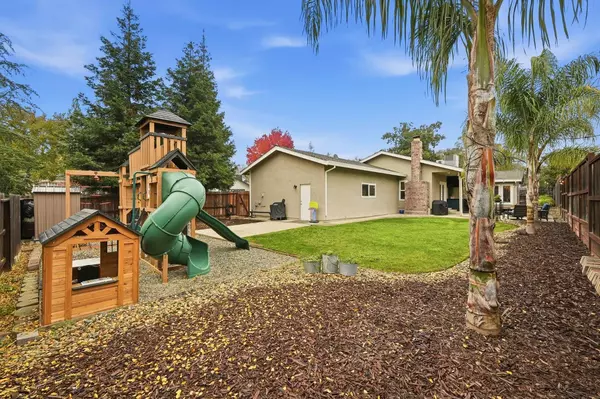 Carmichael, CA 95608,3403 Lindi CT