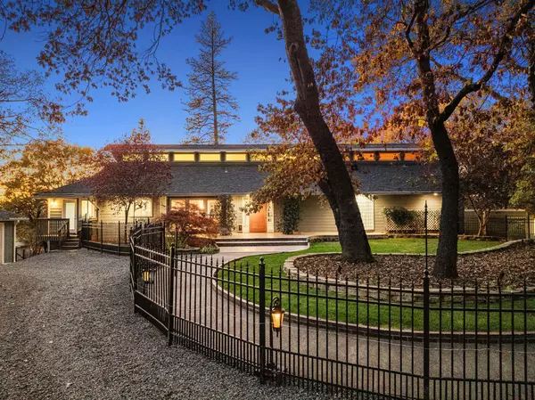 Placerville, CA 95667,2000 Bear Rock RD