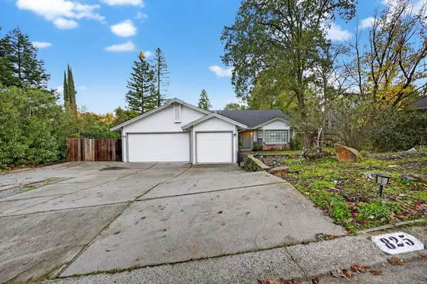 El Dorado Hills, CA 95762,825 Mount Ranier WAY