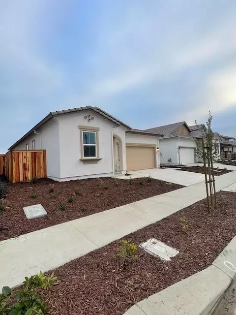 Roseville, CA 95747,5048 Lonestar WAY