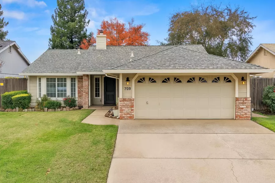 709 Bowers WAY, Wheatland, CA 95692
